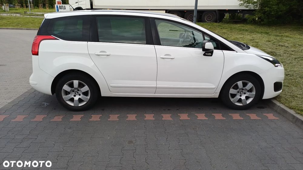 Peugeot 5008 1.6 HDi Active 7os - 1