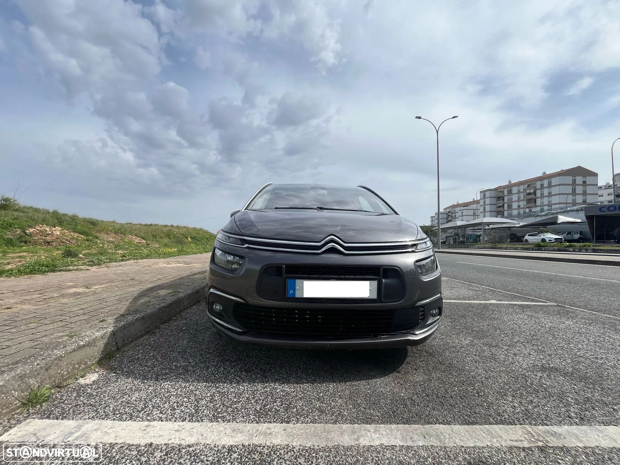 Citroën C4 Grand Picasso 1.6 BlueHDi Feel - 1