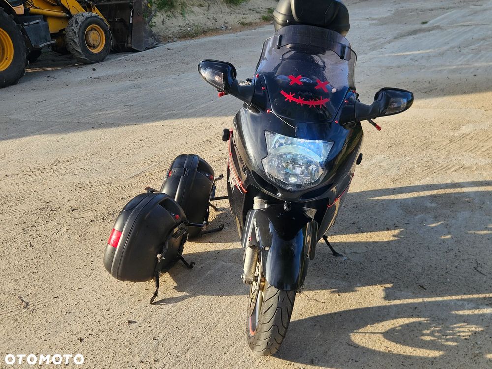 Honda CBR - 8