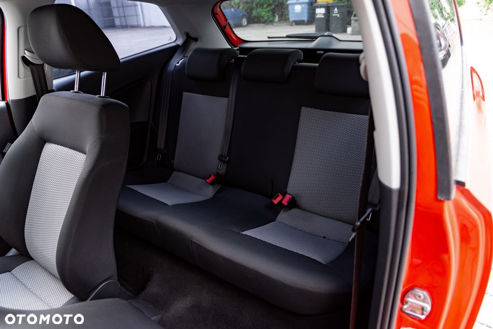Volkswagen Polo 1.2 Highline - 28
