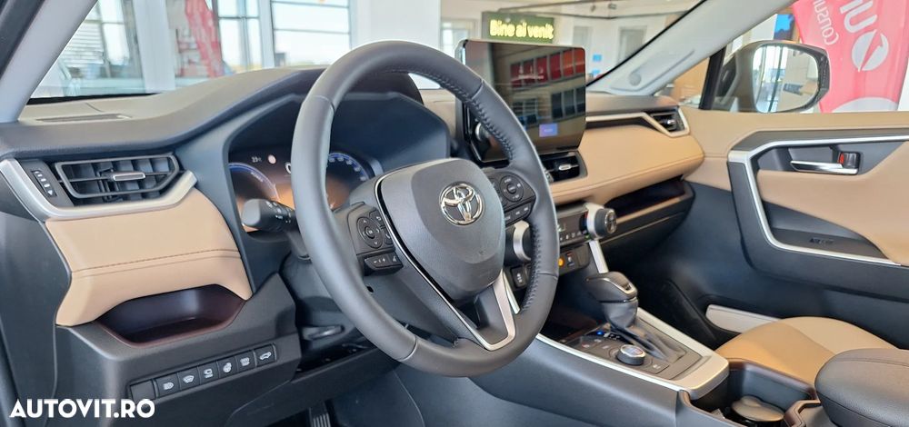 Toyota RAV4 - 6