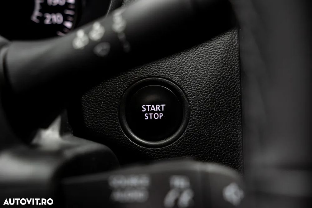 Dacia Duster TCe 130 2WD GPF Celebration - 36