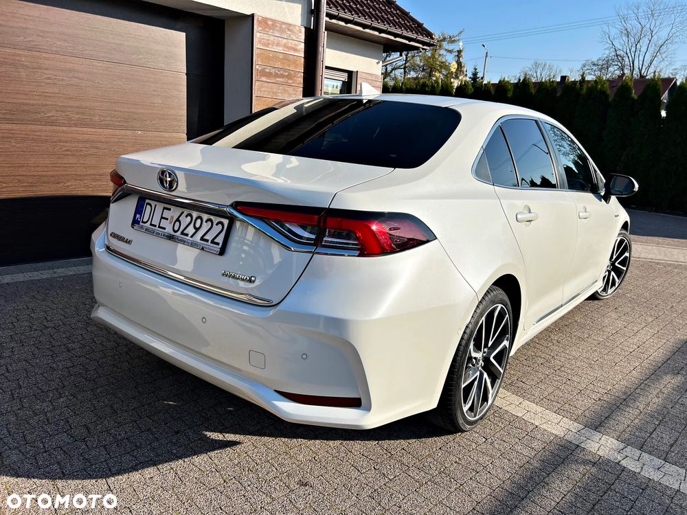 Toyota Corolla 1.8 Hybrid Executive - 21