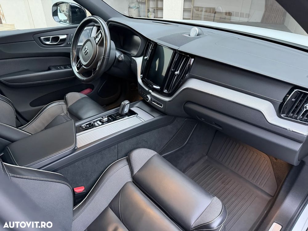 Volvo XC 60 B5 D AWD Geartronic RDesign - 22