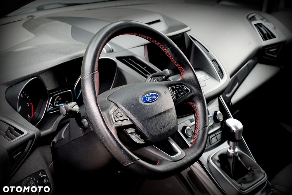 Ford Kuga 1.5 EcoBlue ST-LINE - 8