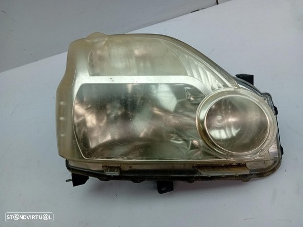 Ótica / farol direita NISSAN X-Trail (T30)