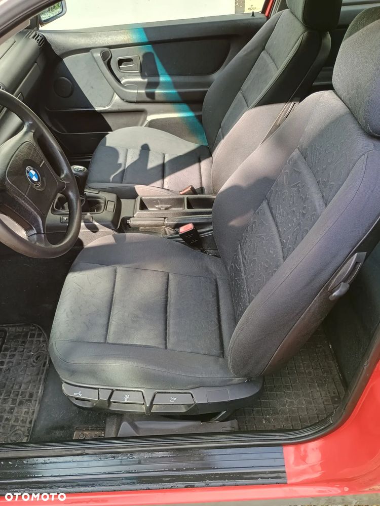 BMW Seria 3 316i - 5