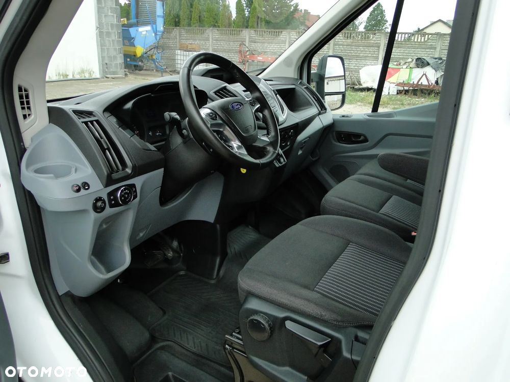 Ford Transit - 16
