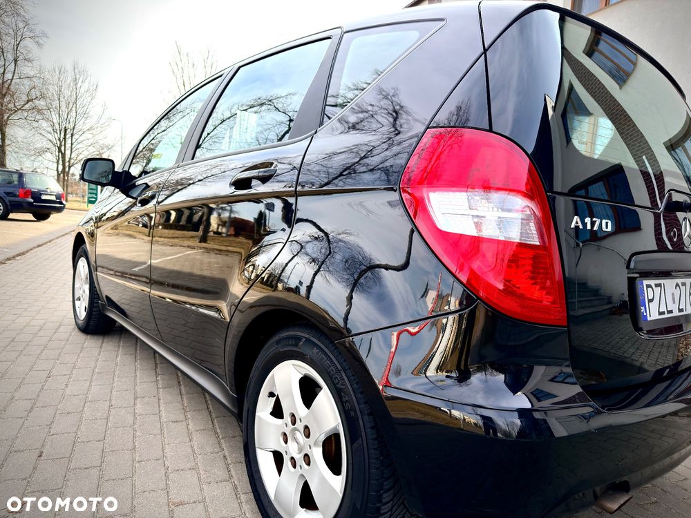 Mercedes-Benz Klasa A 170 BlueEFFICIENCY Elegance - 14