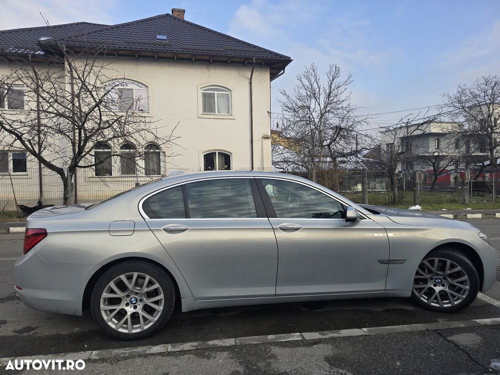 BMW Seria 7 740d xDrive Edition Exclusive - 12