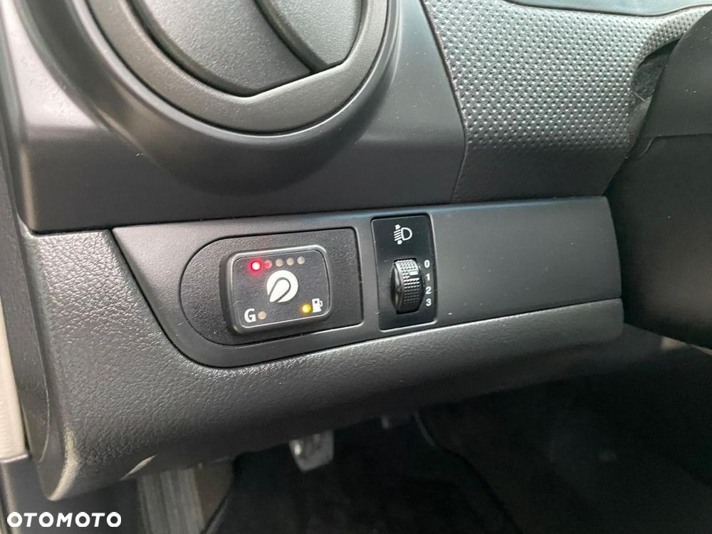 Chevrolet Aveo 1.2 16V LS - 10
