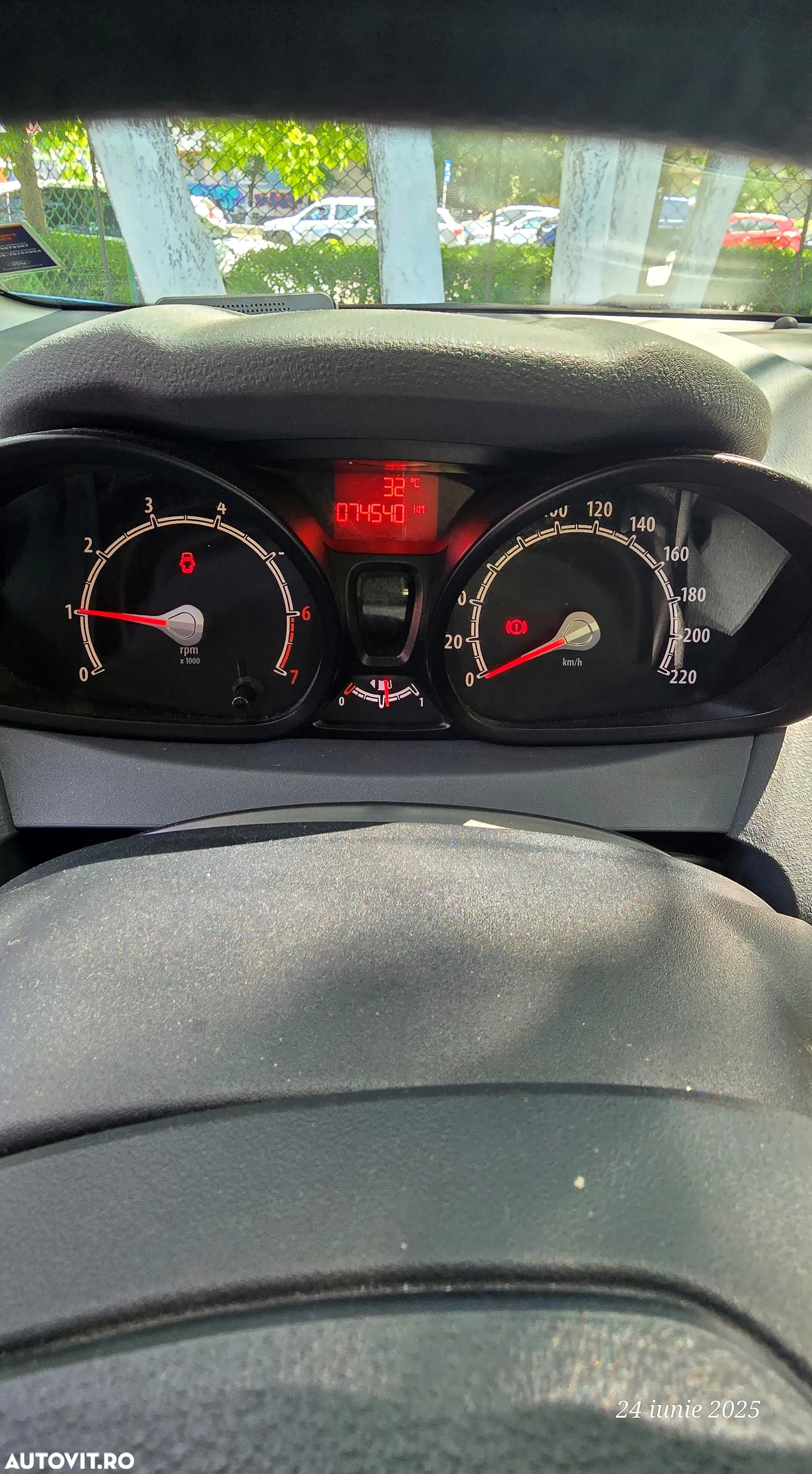 Ford Fiesta 1.25i Ambiente - 5