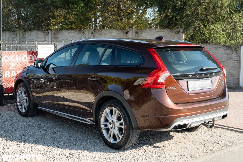 Volvo V60 Cross Country D4 Momentum - 33