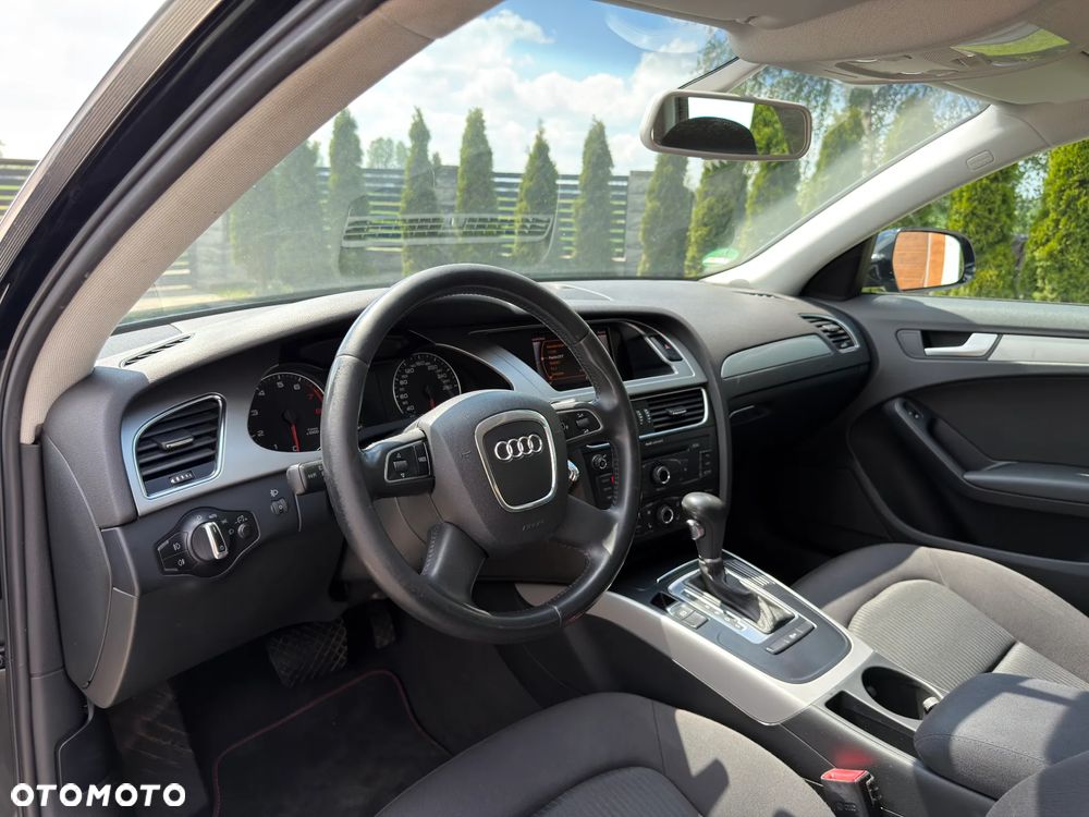 Audi A4 Avant 2.0 TFSI multitronic Attraction - 31