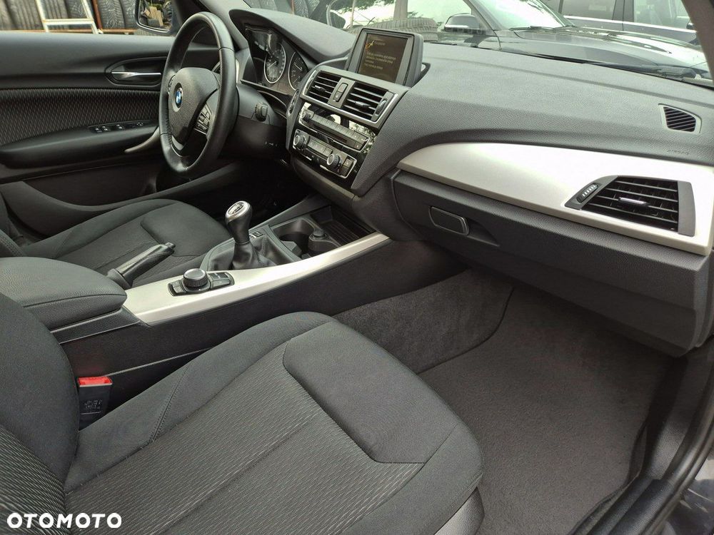 BMW Seria 1 118i Advantage - 25