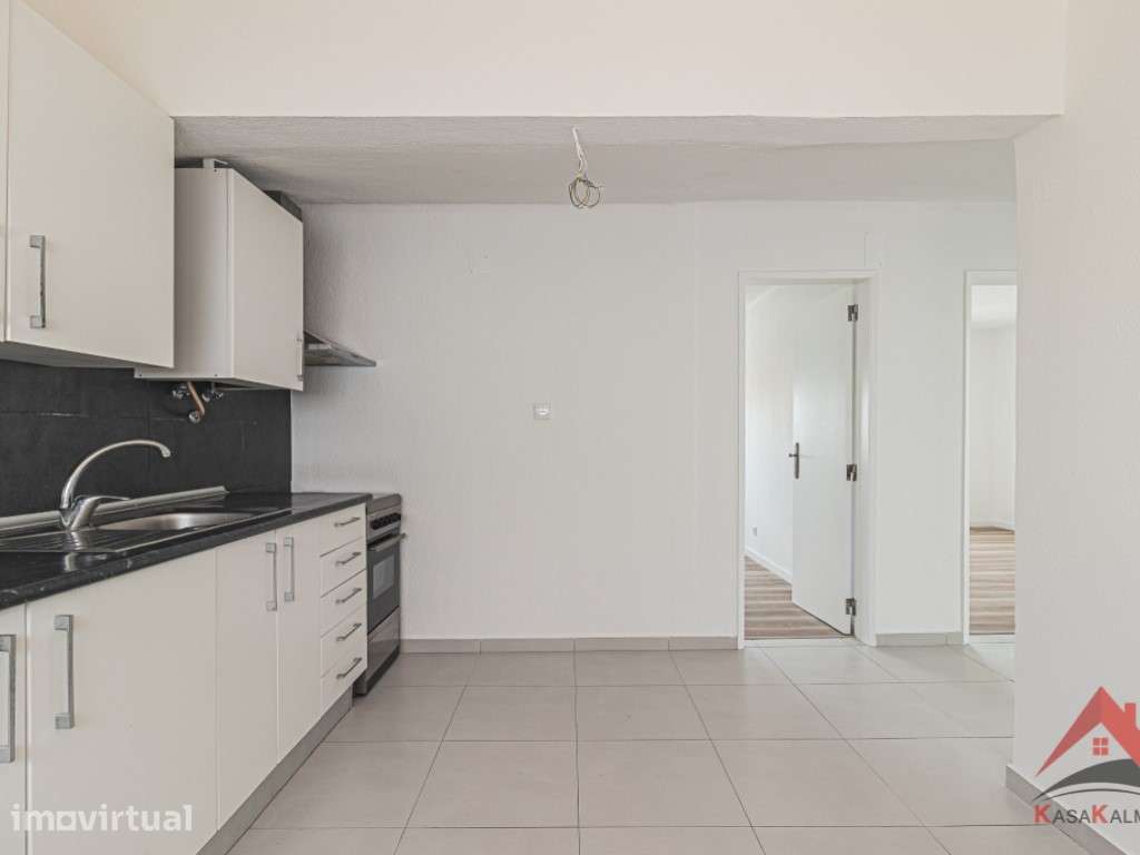 Arrenda-se T1 Totalmente Remodelado - Pronto a Habitar! - Grande imagem: 5/27