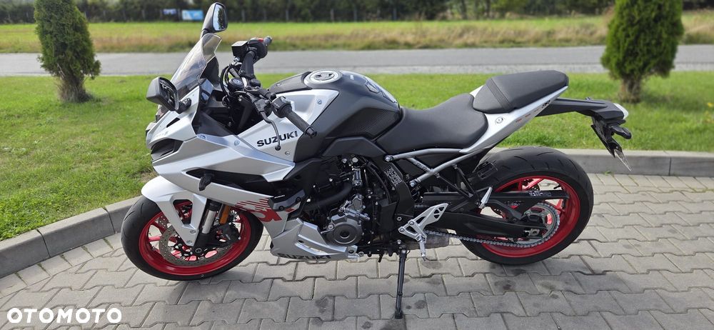 Suzuki GSX - 1