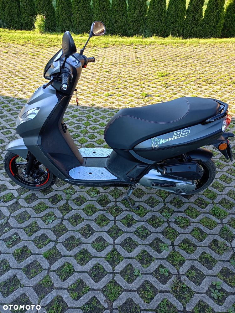 Peugeot Kisbee - 1