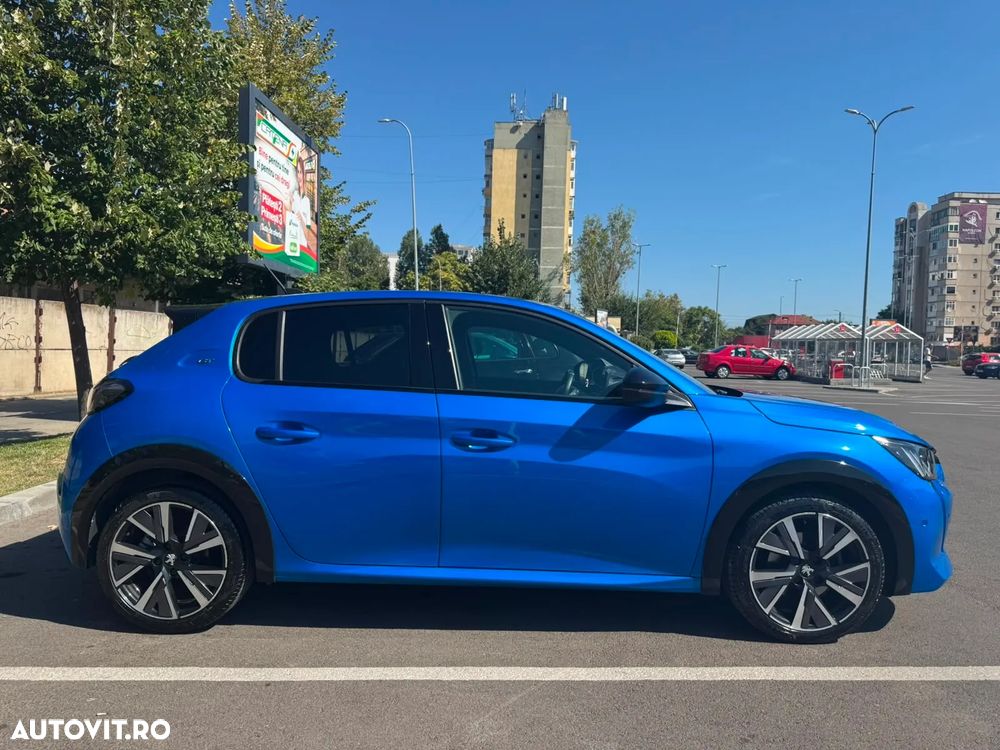 Peugeot 208 1.2 L PureTech STT EAT8 GT Line - 7