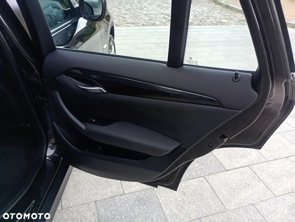 BMW X1 xDrive20d - 27