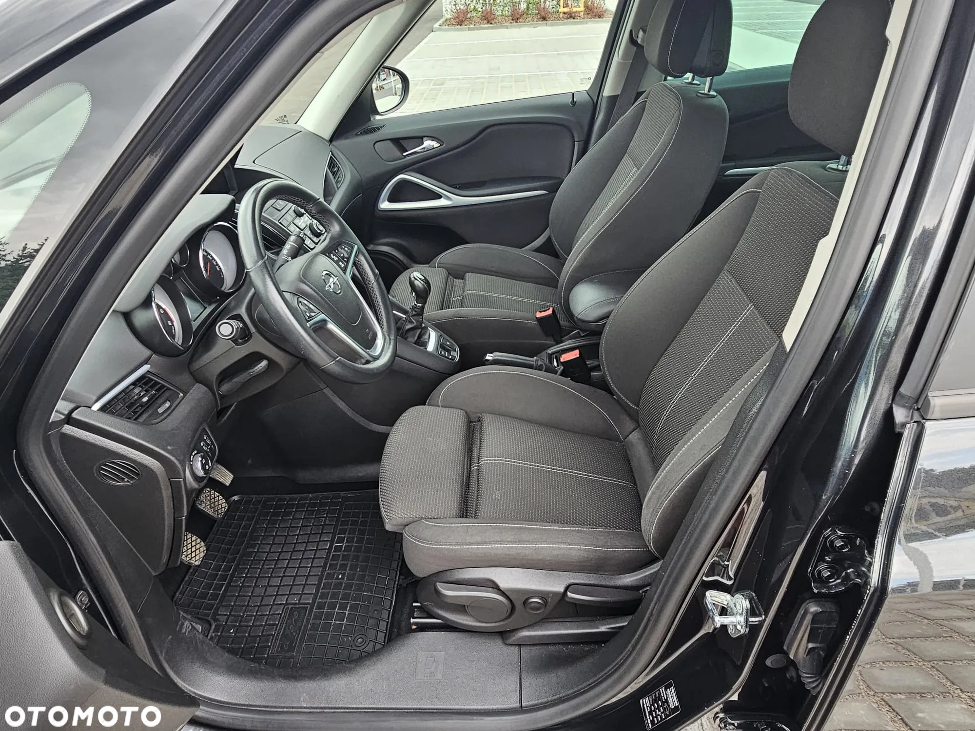 Opel Zafira 2.0 CDTI Enjoy EcoFLEX S&S - 10