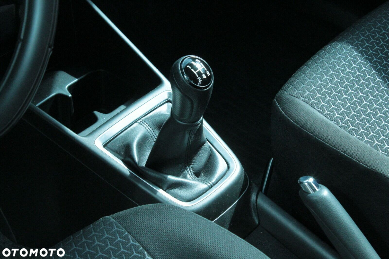 Suzuki Swift - 11