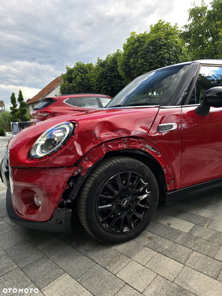 MINI Cooper Essential Trim - 19