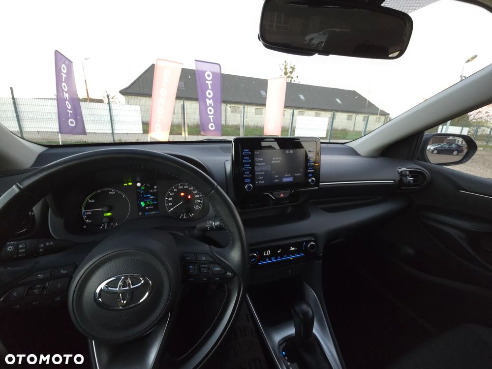 Toyota Yaris Hybrid 1.5 Comfort - 33