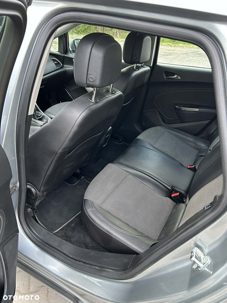 Opel Astra 1.7 CDTI Sport - 8