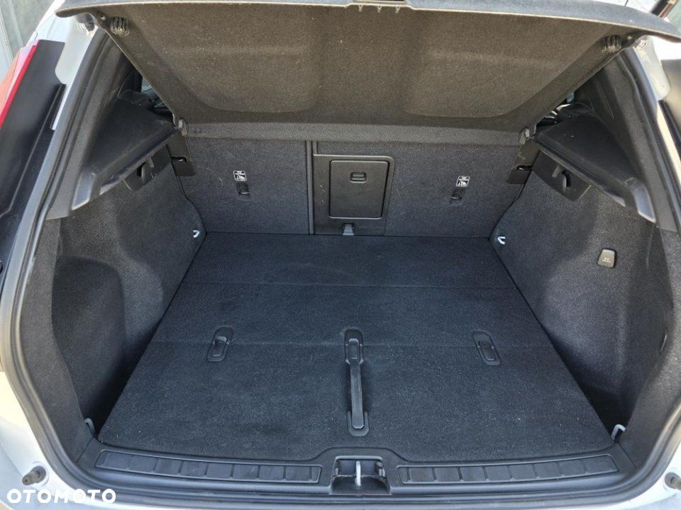 Volvo XC 40 - 11