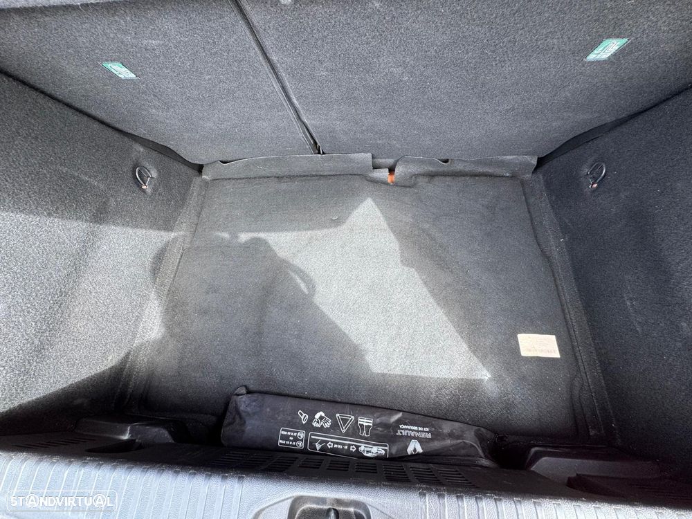 Renault Clio 1.5 Blue dCi RS Line - 34