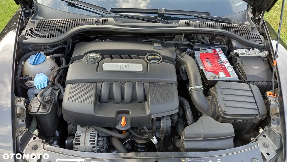 Skoda Octavia 1.6 Elegance - 17