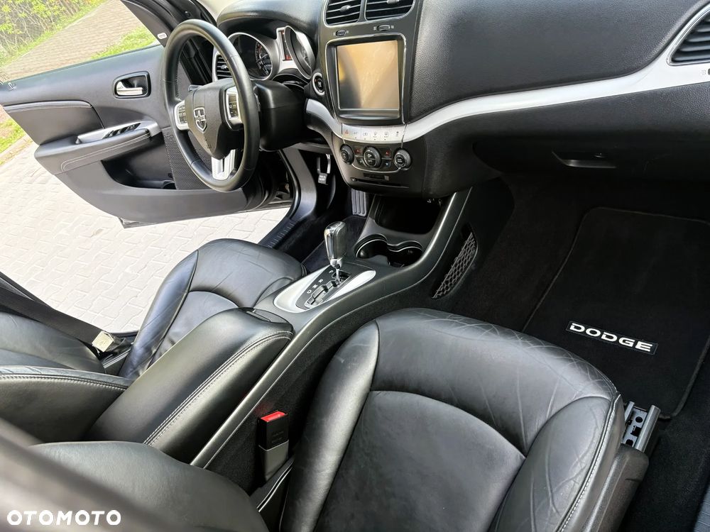 Dodge Journey - 14