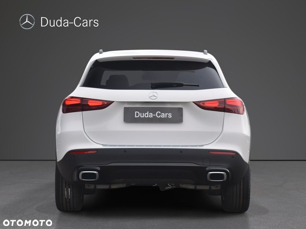 Mercedes-Benz GLA 200 d Progressive 8G-DCT - 6