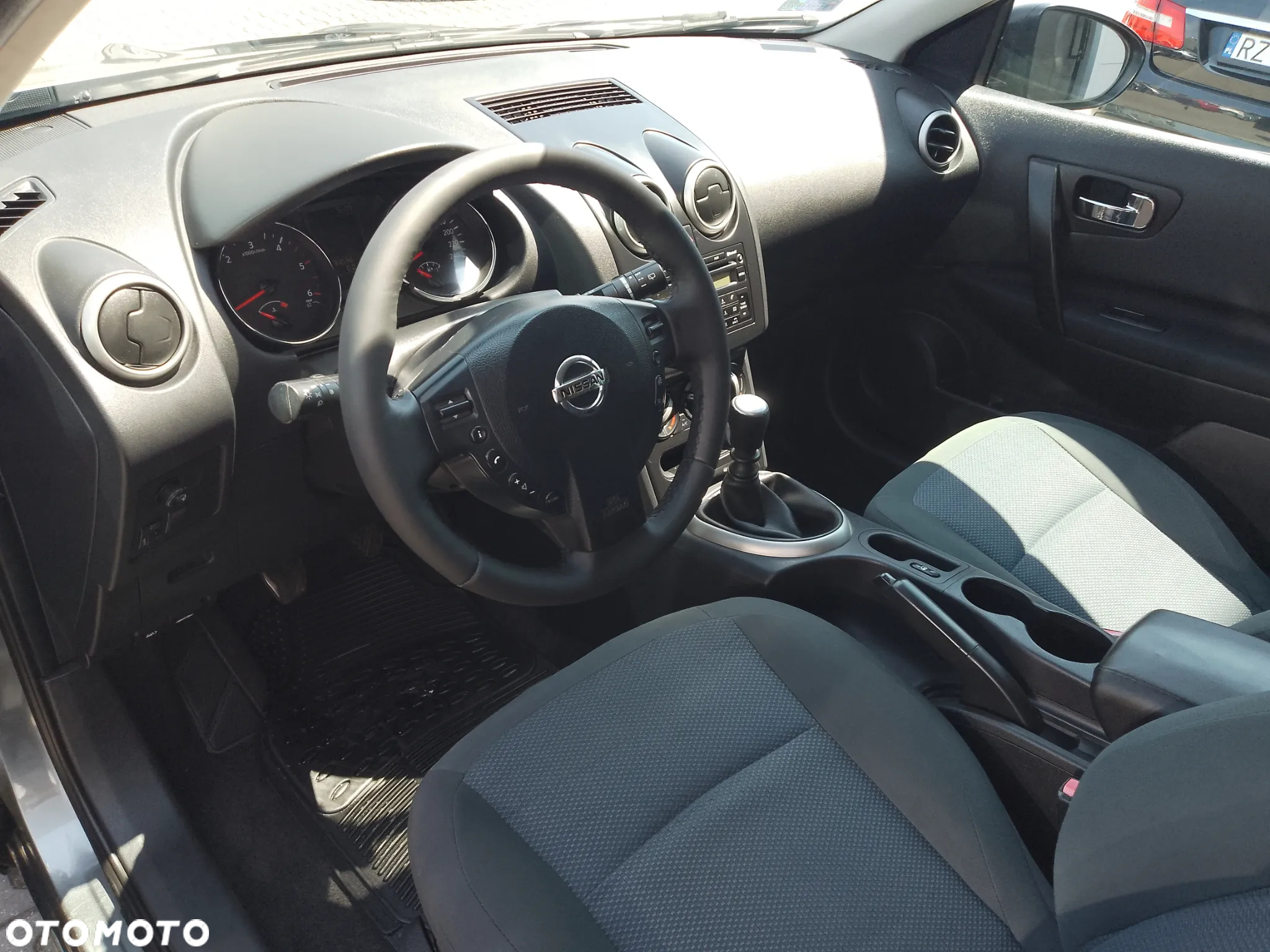 Nissan Qashqai - 13