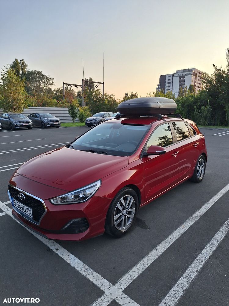 Hyundai i30 1.4 100CP 5DR M/T Highway+ - 3