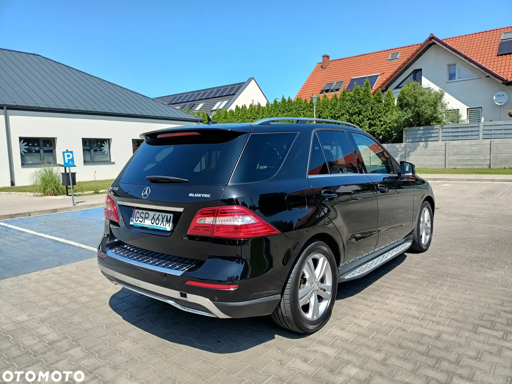 Mercedes-Benz ML 350 BlueTec 4-Matic - 5