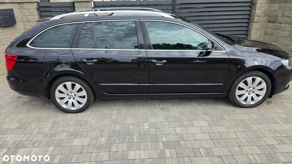 Skoda Superb 2.0 TDI Platinum Outdoor DSG - 3