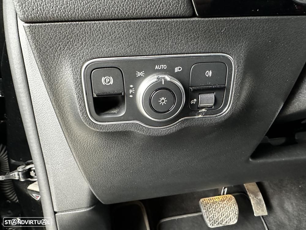 Mercedes-Benz GLA 250 e 8G-DCT Progressive - 21