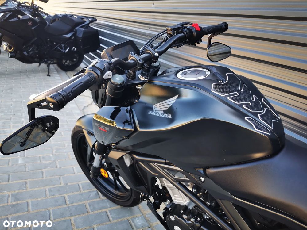 Honda CB - 9