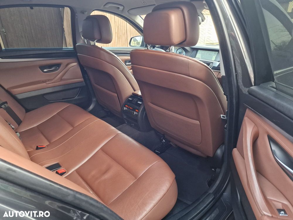 BMW Seria 5 520d Gran Turismo - 9