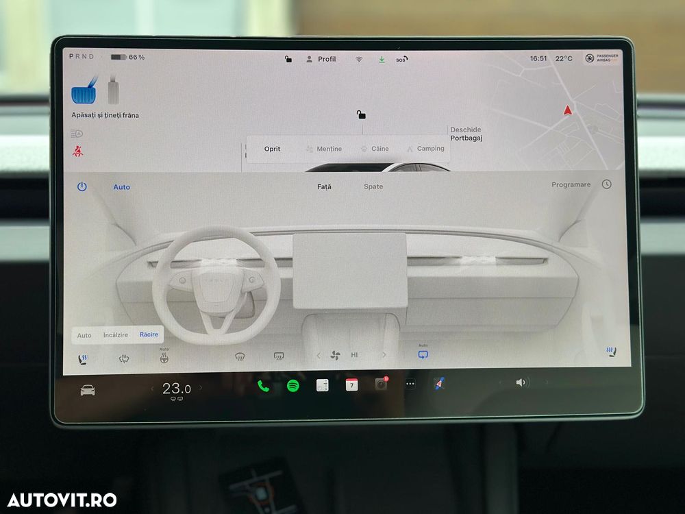 Tesla Model 3 Standard Reichweite Plus Hinterradantrieb - 39