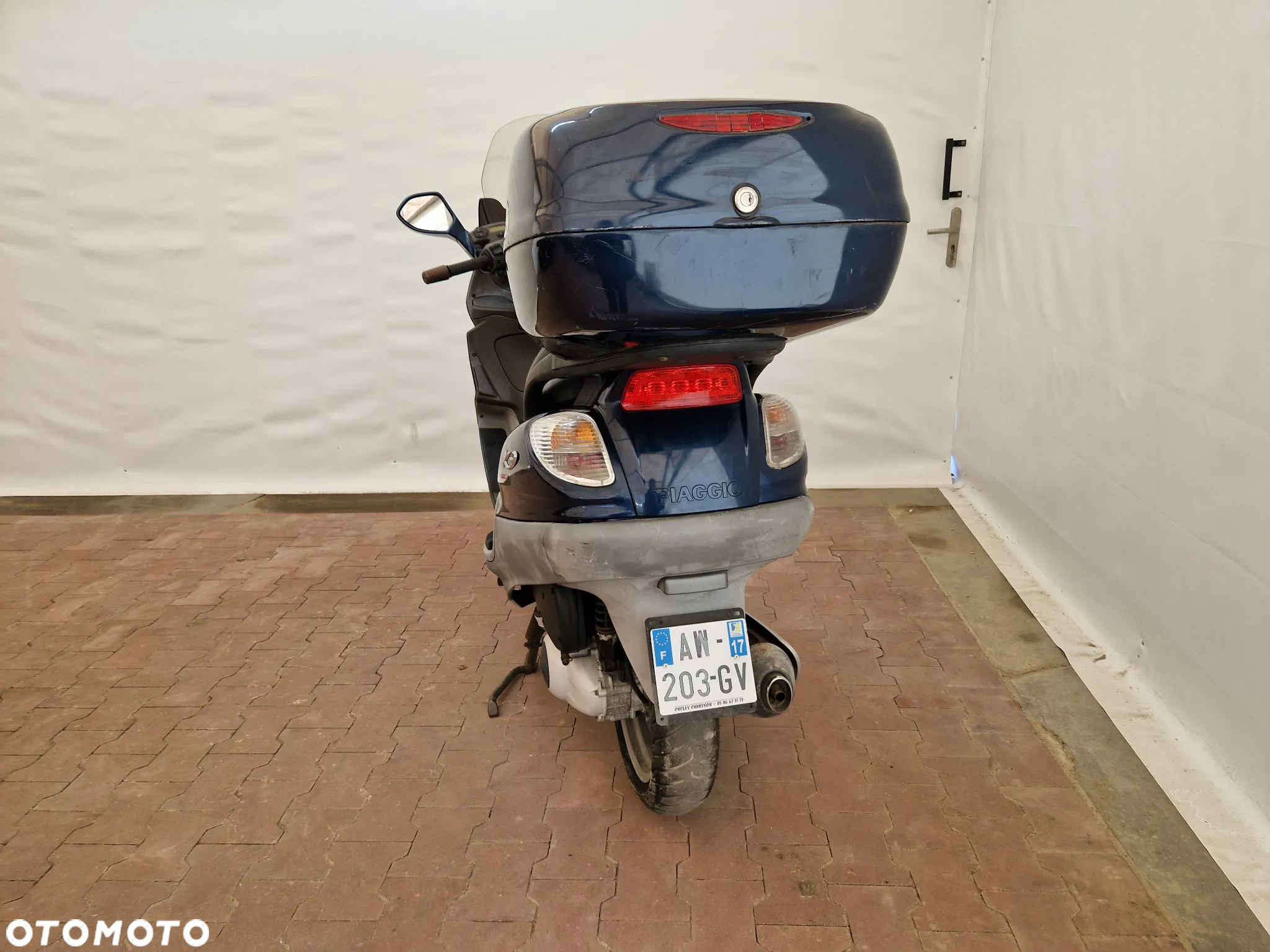 Piaggio X9 - 8