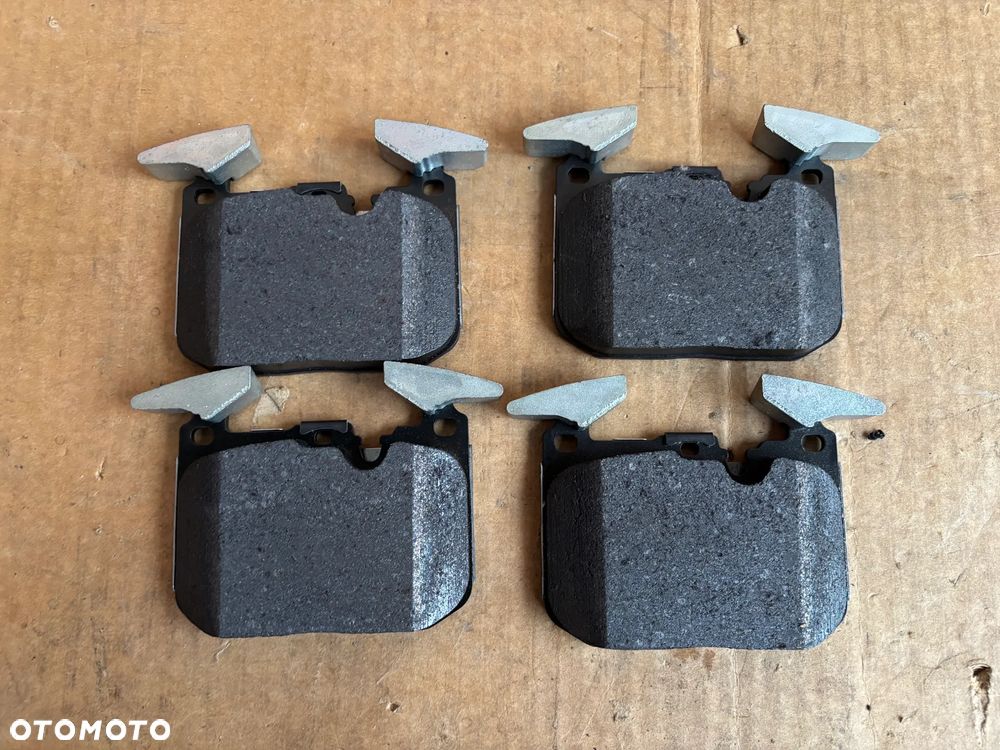 Nowe Oryginalne BMW Klocki Hamulcowe Przednie 1 F20 2 F22 3 F30 4 F32 6878875 - 1