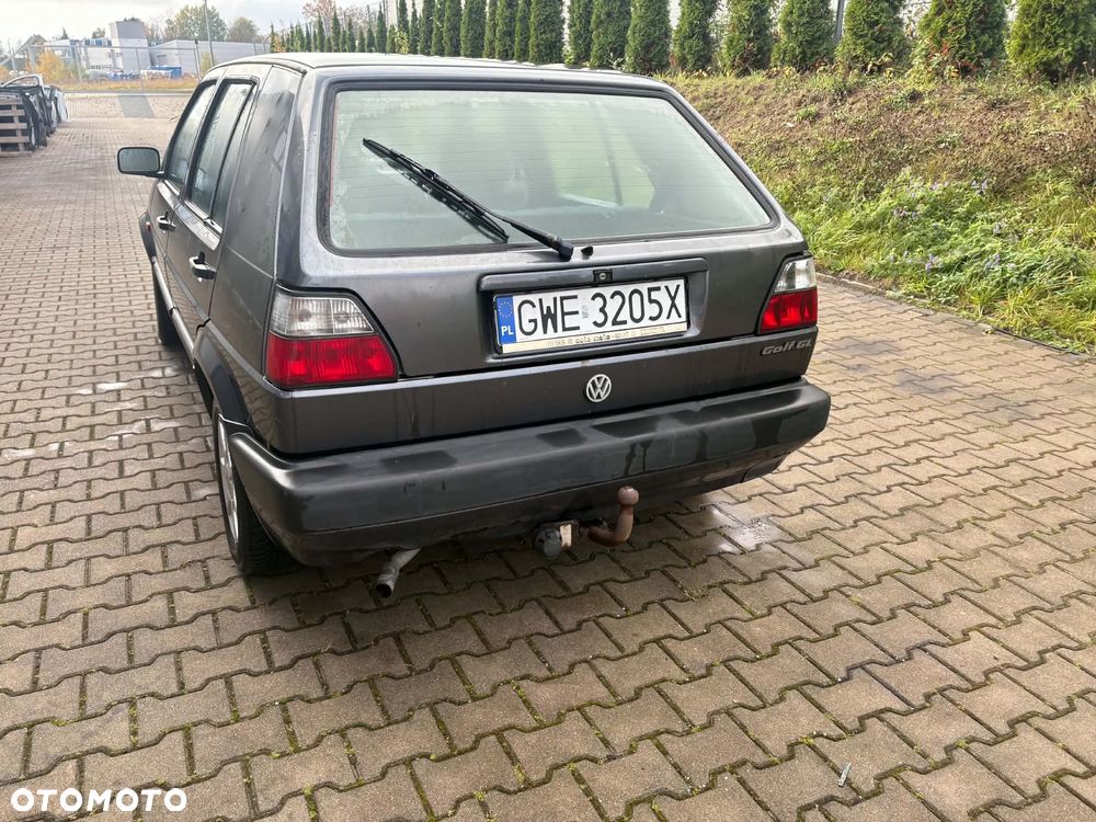 Volkswagen Golf - 5