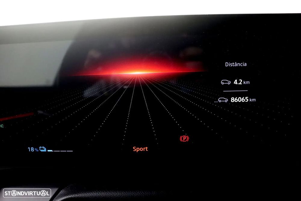 Renault Mégane E-Tech - 18
