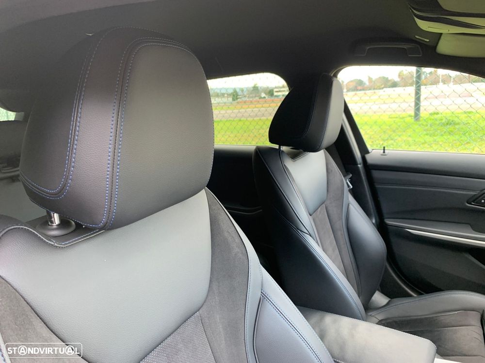 BMW 320 d Pack M Shadow Auto - 19