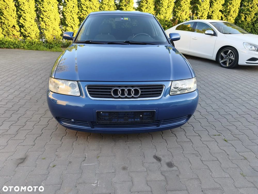 Audi A3 Sportback 1.8T Attraction - 3