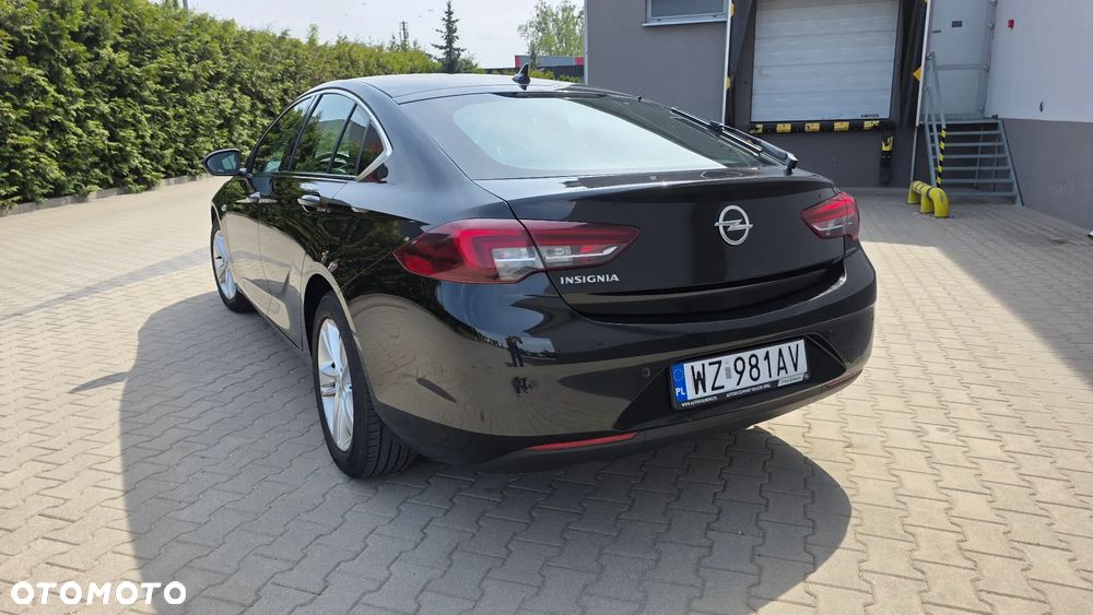 Opel Insignia 1.5 T Innovation S&S - 10