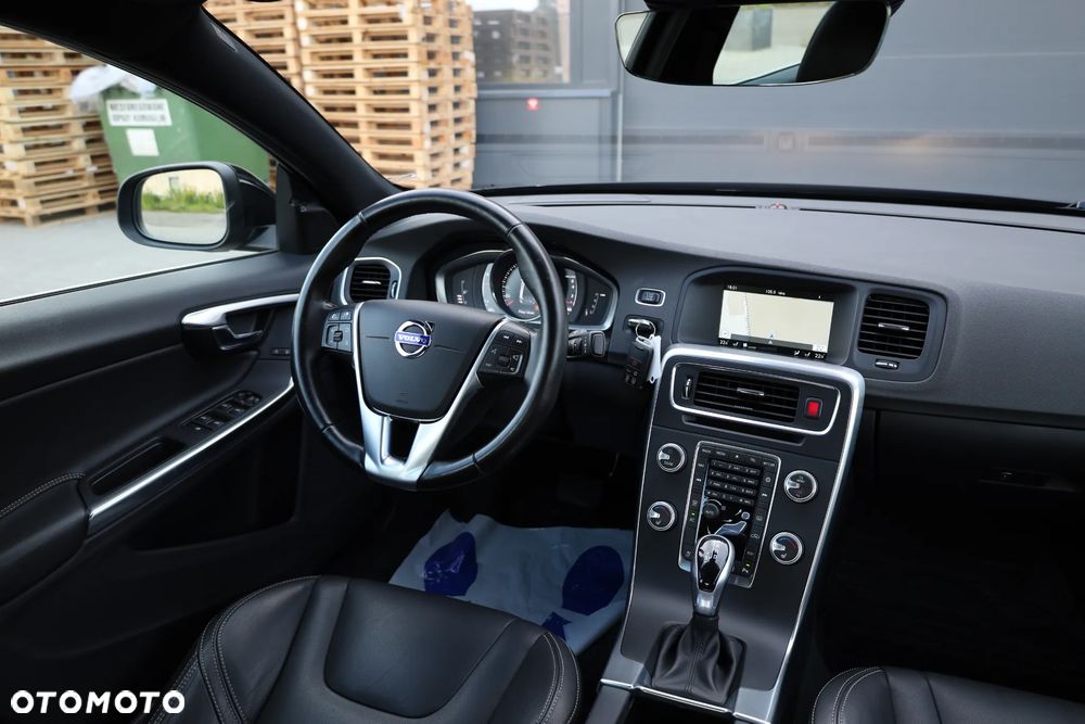 Volvo S60 T5 Drive-E Summum - 22